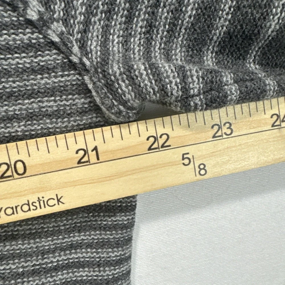 John Varvatos Converse Sweater Mens sz M Gray Merino Wool V Neck Long Sleeve - Picture 8 of 10